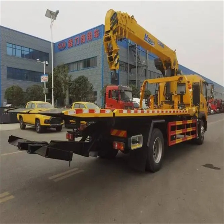 涟源附近小随车吊出租电话，轻松解决搬运烦恼