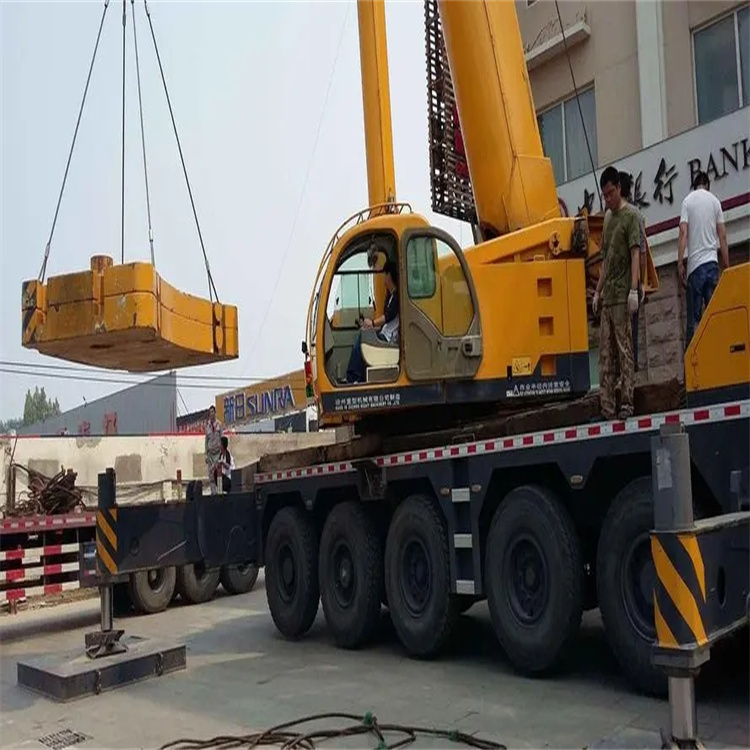 涟源当地吊车出租|机器吊装|75吨|工厂搬迁服务